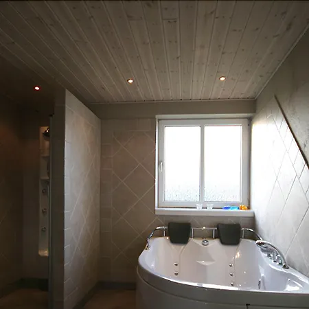 Liseby Couette-café 3*